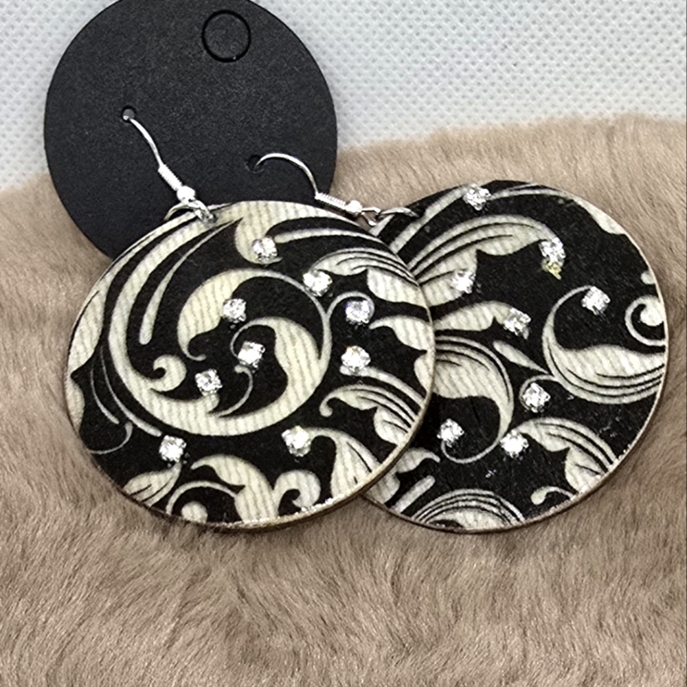 Black and White Swirl Earrings